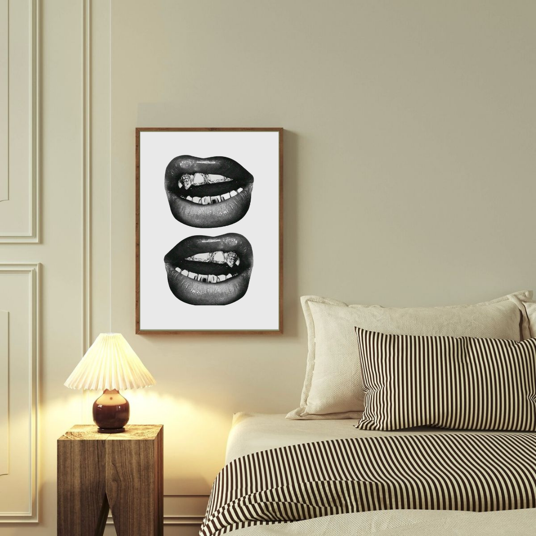 Harsh Lips Poster Tablo