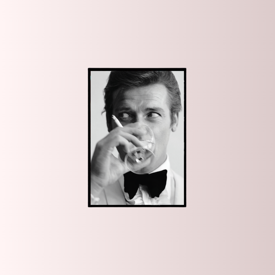 Roger Moore (James Bond) Poster Tablo